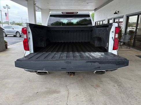 Used 2023 Chevrolet Silverado 1500 Custom Trail Boss AWD/4WD image 15