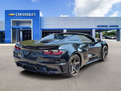 Used 2023 Chevrolet Corvette Z06 RWD image 4