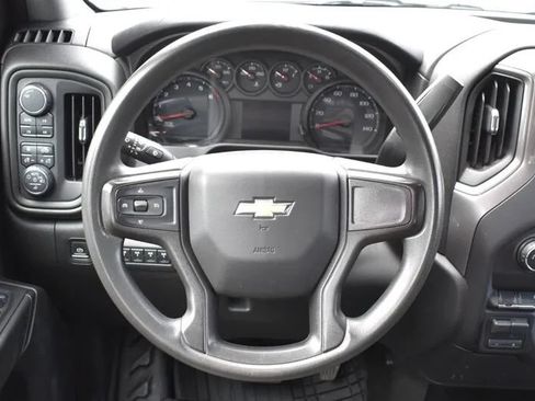 Used 2020 Chevrolet Silverado 1500 W/T w/ WT Value Package AWD/4WD image 14
