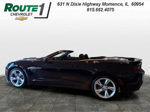 Used 2023 Chevrolet Camaro LT w/ Technology Package RWD image 2