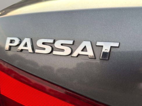 Used 2014 Volkswagen Passat 1.8T S image 47