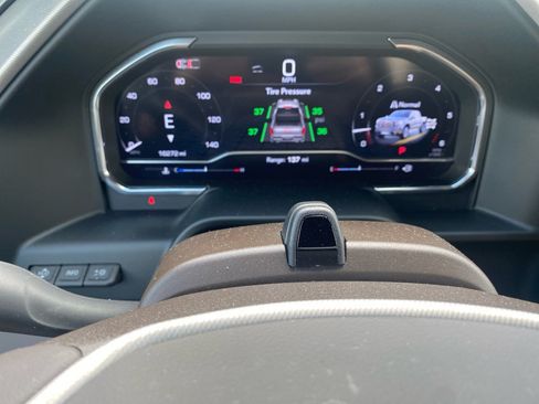 Used 2024 GMC Sierra 1500 Denali AWD/4WD image 14