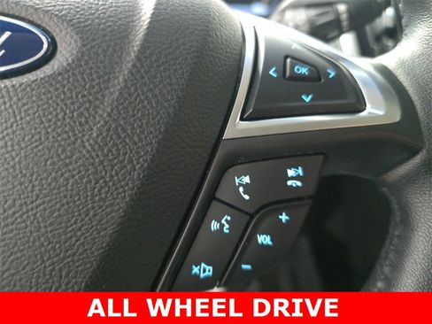 Used 2019 Ford Edge Titanium w/ Cold Weather Package image 19