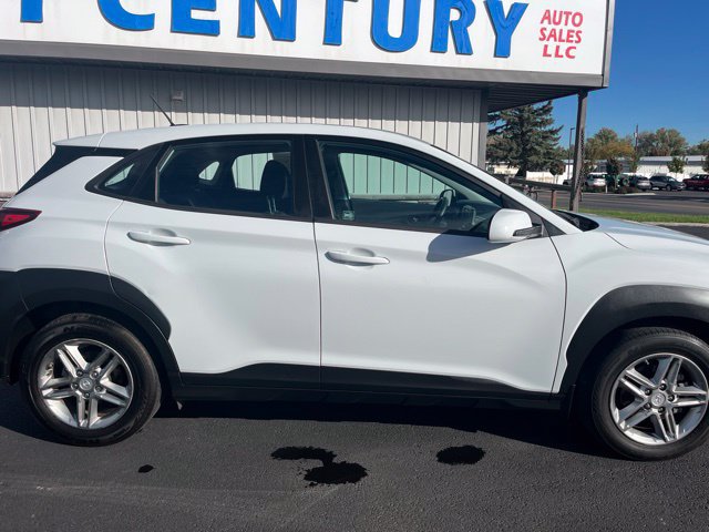 Used 2021 Hyundai Kona SE w/ Cargo Package FWD image 14