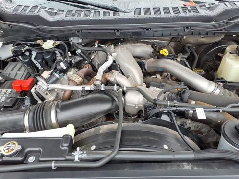 Used 2024 Ford F250 XLT image 24