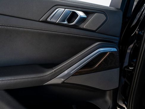 Used 2023 BMW X6 xDrive40i w/ M Sport Package image 60