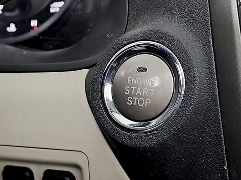 Used 2010 Lexus IS 250C w/ Luxury Pkg image 24