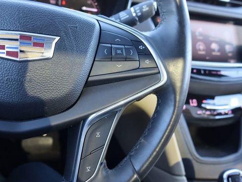 Used 2017 Cadillac XT5 Premium Luxury image 25