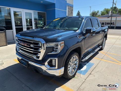 Used 2019 GMC Sierra 1500 SLT w/ SLT Premium Plus Package image 2