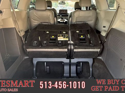 Used 2021 Toyota Sienna XLE AWD/4WD image 22