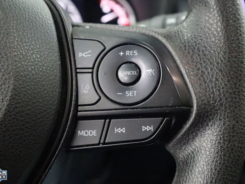 Used 2023 Toyota RAV4 XLE w/ Convenience Package image 17