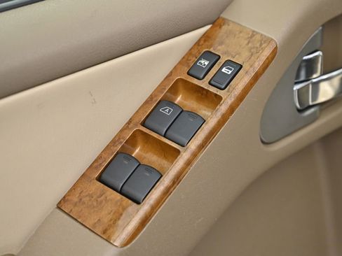 Used 2005 Nissan Pathfinder LE w/ (U01) LE Navigation Pkg image 20