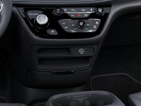 New 2026 Chrysler Pacifica Select FWD image 24