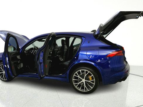 Used 2023 Maserati Grecale Modena AWD/4WD image 12