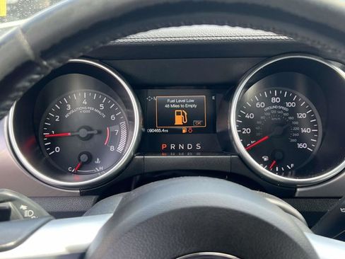 Used 2018 Ford Mustang Premium RWD image 20