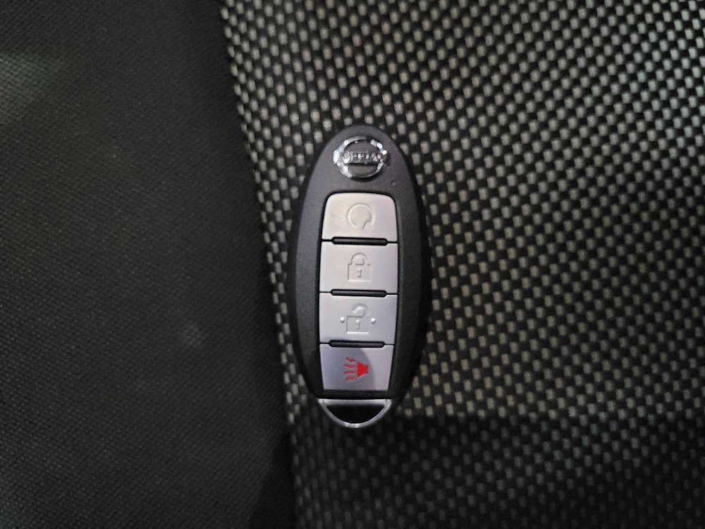 Used 2020 Nissan Pathfinder SV AWD/4WD image 32