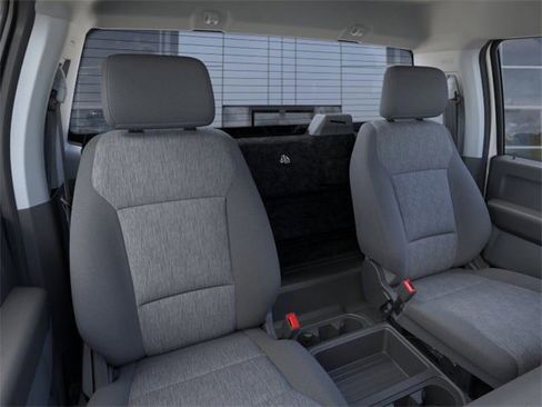 New 2026 Ford F550 4x4 Regular Cab Super Duty w/ XL Chrome Package image 39