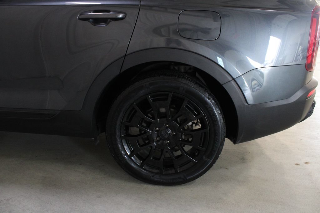 Used 2021 Kia Telluride EX w/ EX Premium Package AWD/4WD image 28