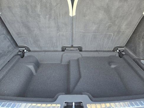 Used 2025 Volvo XC90 T8 Ultra w/ Protection Package Premier image 33
