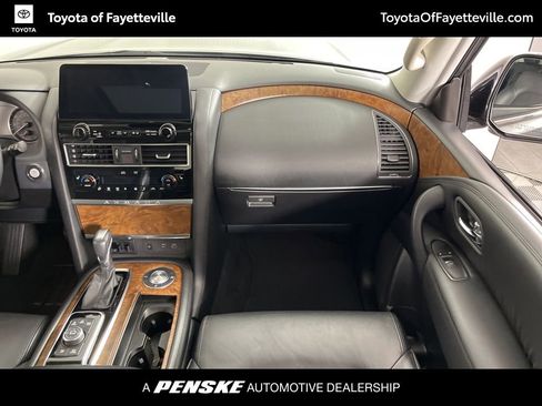 Used 2023 Nissan Armada SL w/ Captain's Chairs Package image 21