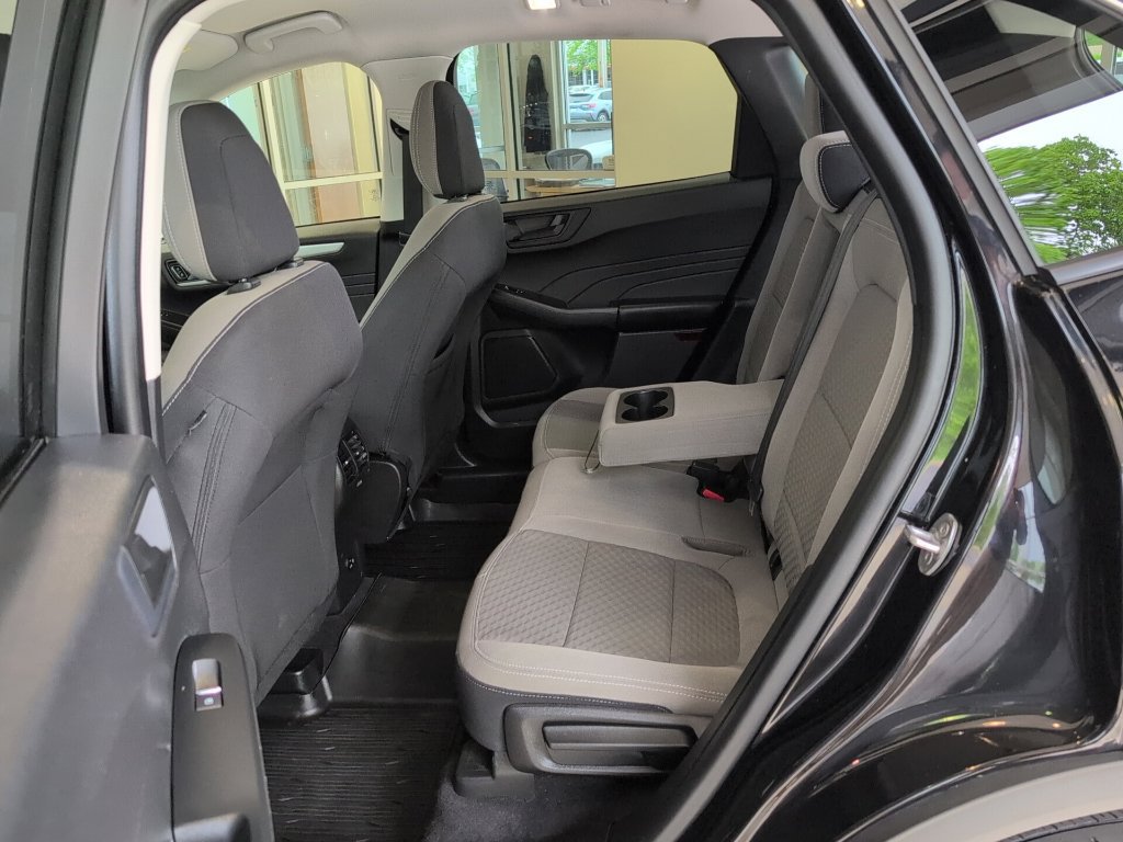 Used 2022 Ford Escape SE w/ Convenience Package AWD/4WD image 29