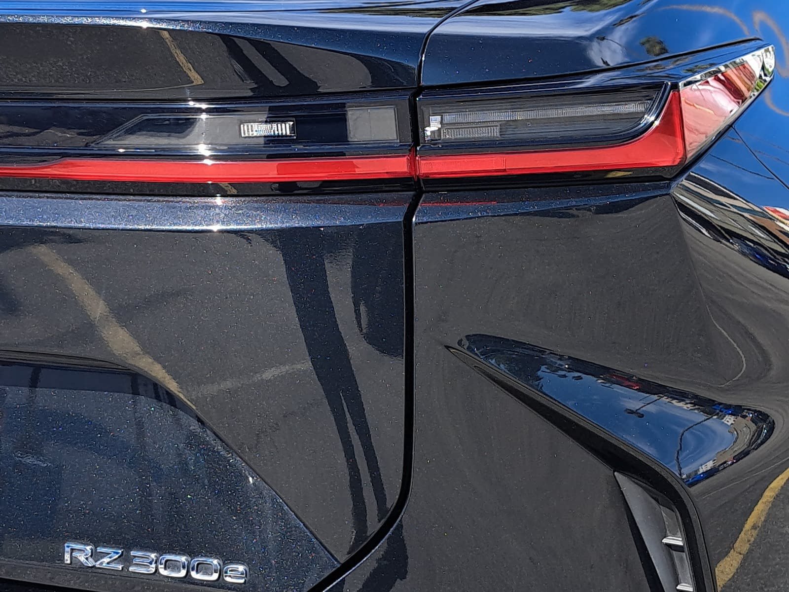 Used 2024 Lexus RZ 300e Premium w/ Technology Package FWD image 39