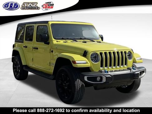 Used 2022 Jeep Wrangler Unlimited Sahara AWD/4WD image 1