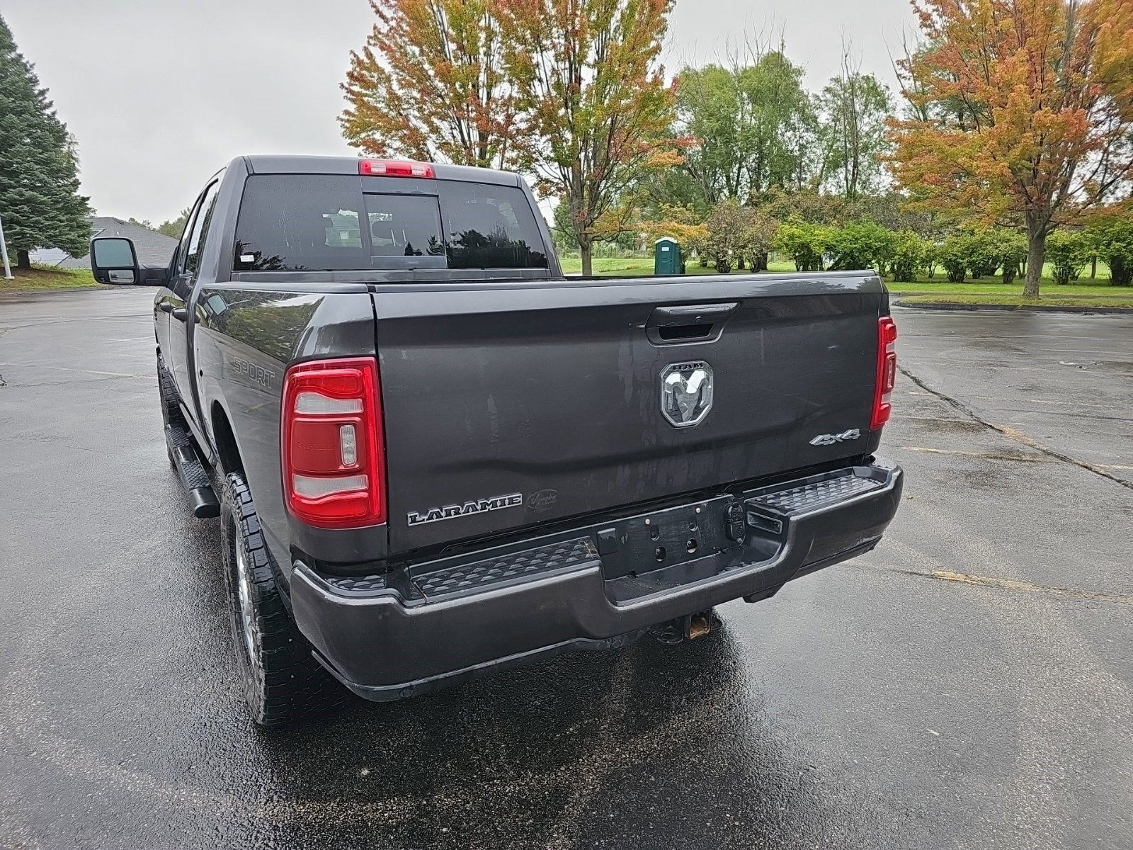 Used 2024 RAM 2500 Laramie w/ Sport Appearance Package AWD/4WD image 3