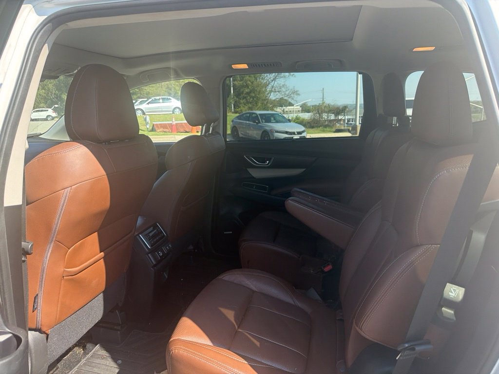 Used 2019 Subaru Ascent Touring w/ Popular Package #2 AWD/4WD image 15