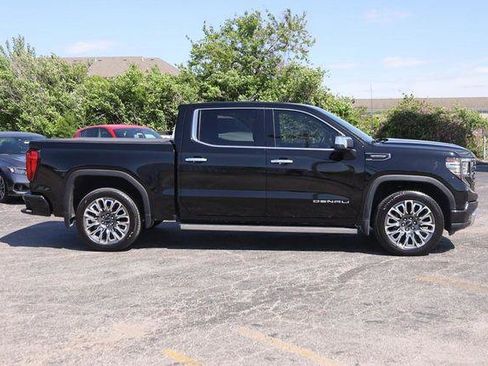 Used 2025 GMC Sierra 1500 Denali Ultimate AWD/4WD image 5