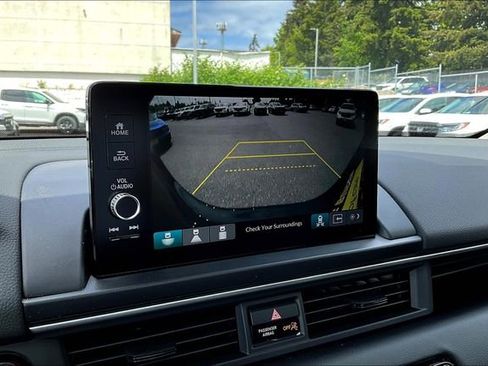 New 2025 Honda Pilot Touring image 19