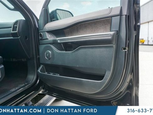 Used 2021 Ford Expedition Limited image 28