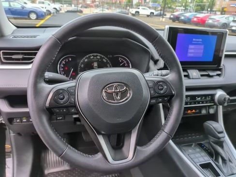 Used 2024 Toyota RAV4 XLE w/ Convenience Package AWD/4WD image 22