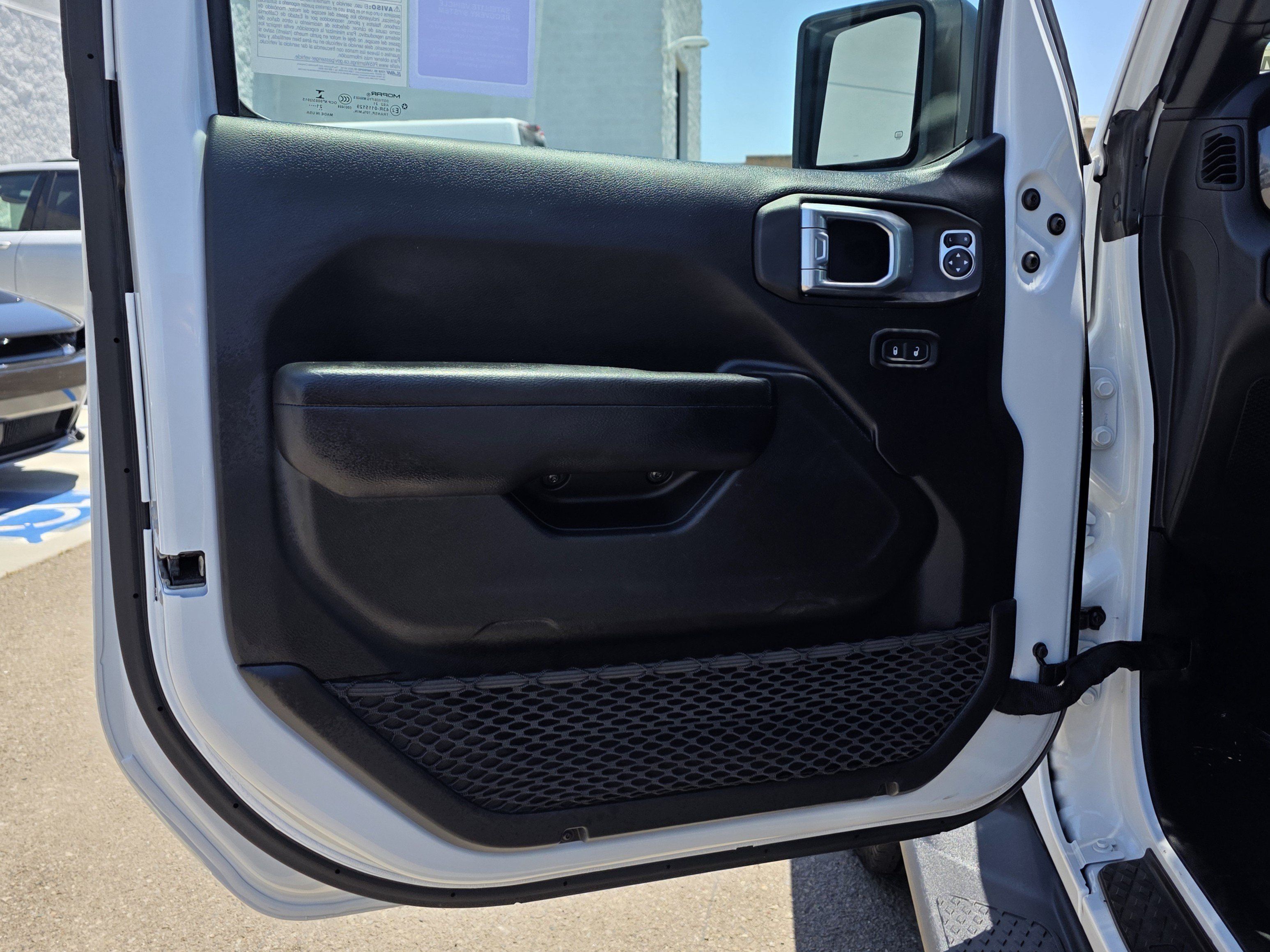 Certified 2021 Jeep Gladiator Sport AWD/4WD image 10