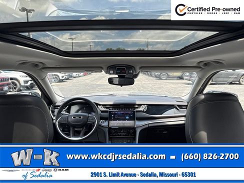 Used 2024 Jeep Grand Cherokee Limited 4xe AWD/4WD image 32