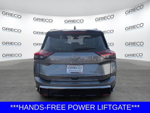Certified 2024 Nissan Rogue Platinum w/ Platinum Premium Package FWD image 6