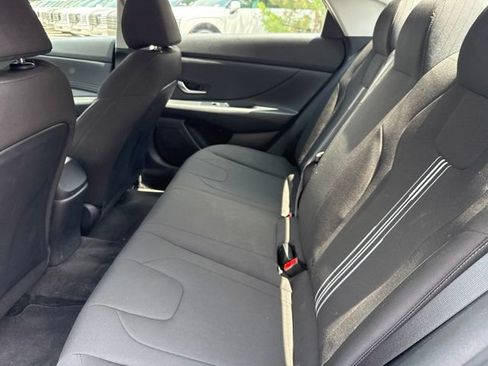 Used 2023 Hyundai Elantra SEL w/ Convenience Package FWD image 22