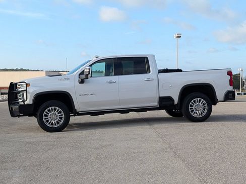 Used 2022 Chevrolet Silverado 2500 High Country w/ Safety Package II AWD/4WD image 5
