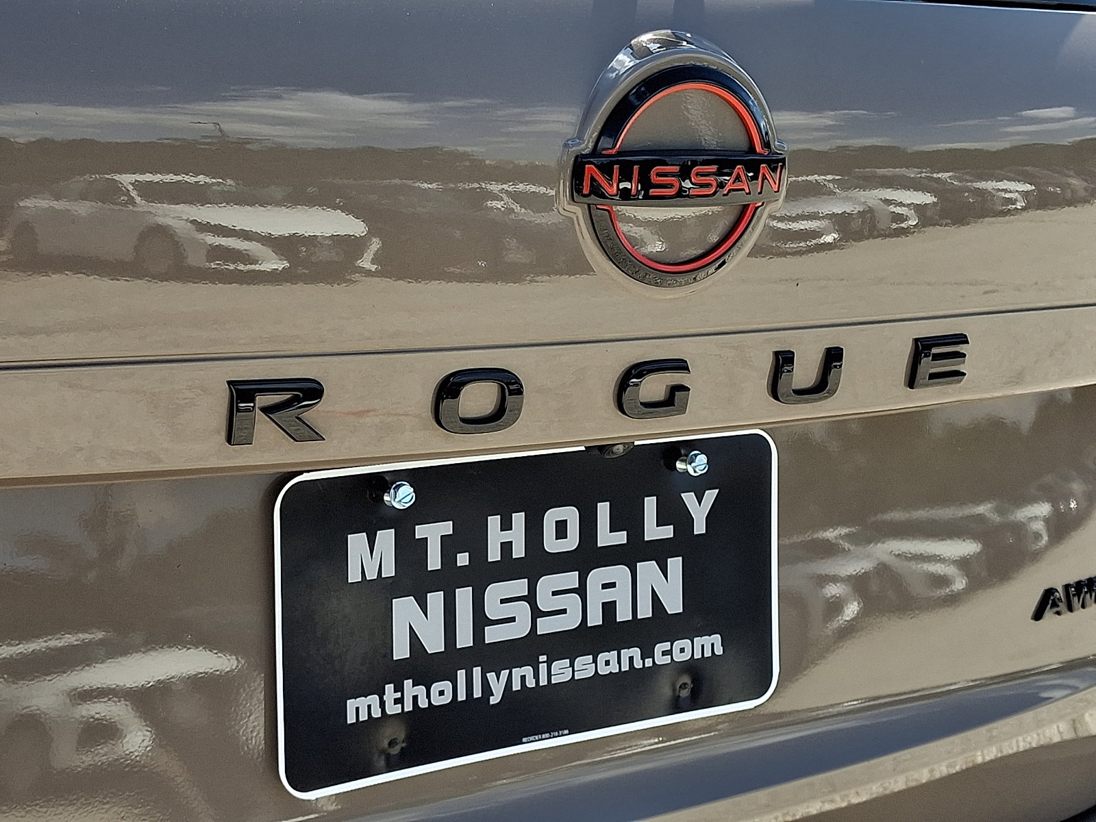 Certified 2025 Nissan Rogue SV AWD/4WD image 30