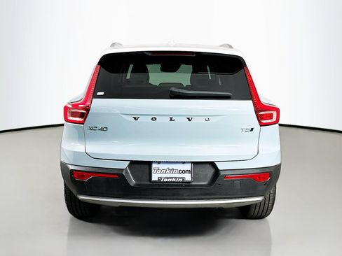 Used 2019 Volvo XC40 T5 Momentum AWD/4WD image 6