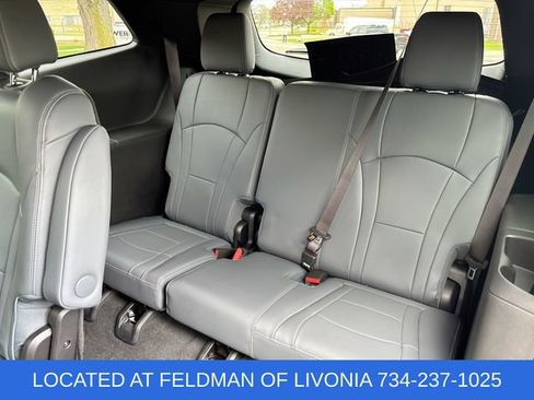 Certified 2024 Buick Enclave Essence w/ Sport Touring Edition FWD image 34