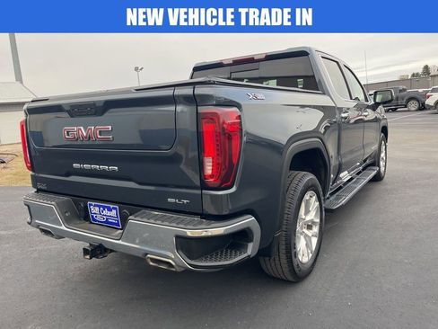 Used 2021 GMC Sierra 1500 SLT w/ SLT Premium Package image 4