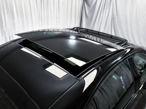 Used 2024 Mercedes-Benz C 43 AMG 4MATIC Sedan image 92