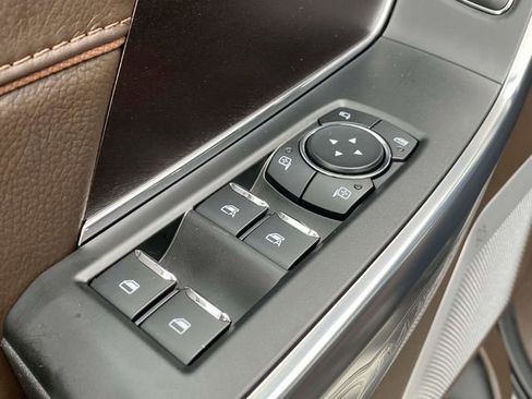 Used 2025 Ford F150 King Ranch w/ FX4 Off-Road Package image 21