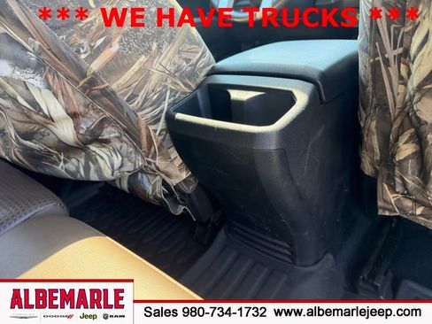 Used 2020 Toyota Tacoma Limited AWD/4WD image 39