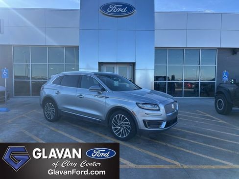 Used 2020 Lincoln Nautilus Reserve image 1