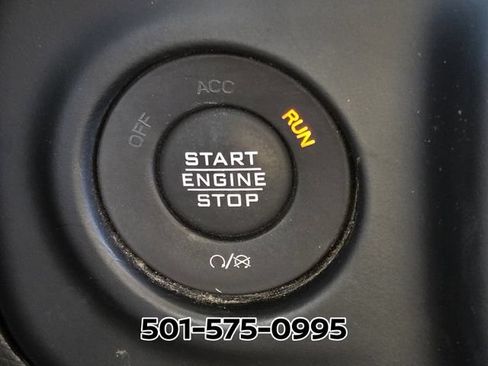 Used 2023 Jeep Gladiator Sport AWD/4WD image 28