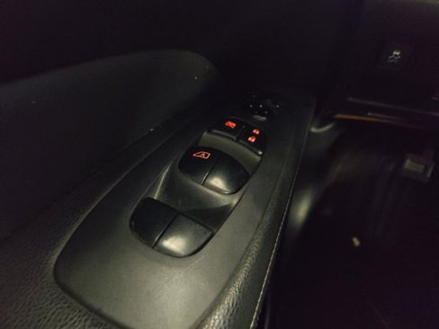 Used 2019 Nissan Pathfinder S AWD/4WD image 27