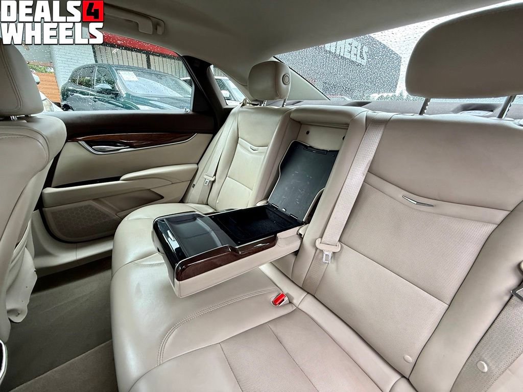 Used 2014 Cadillac XTS Luxury FWD image 34