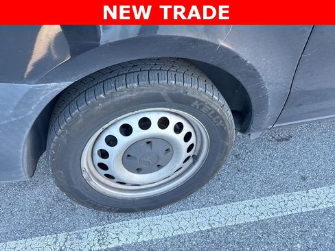 Used 2019 Mercedes-Benz Metris Passenger image 7